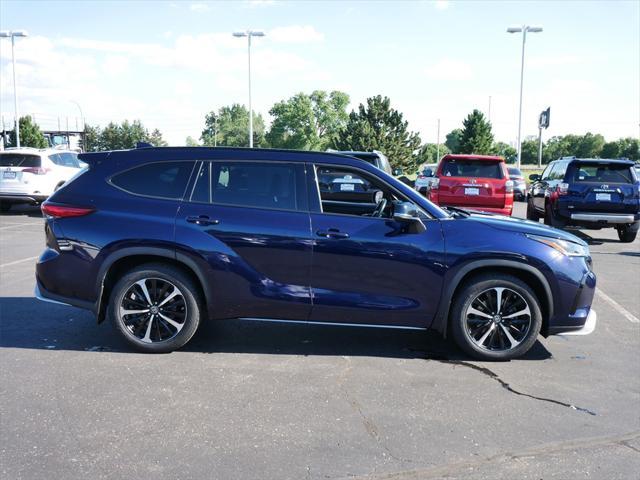 used 2021 Toyota Highlander car, priced at $36,743