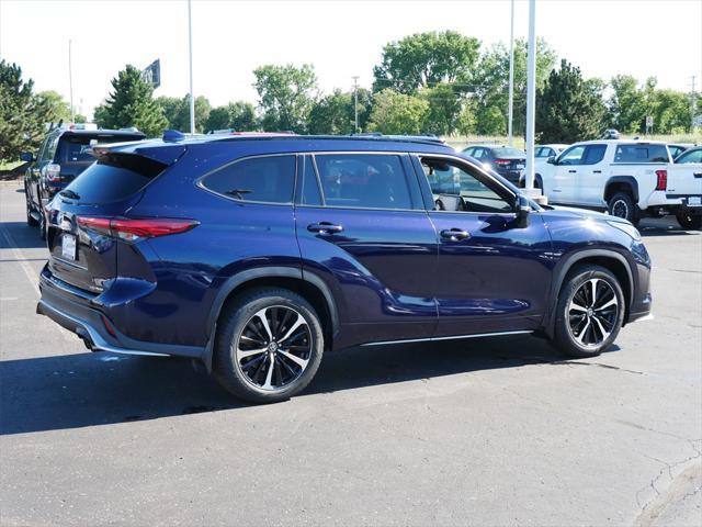 used 2021 Toyota Highlander car, priced at $36,743