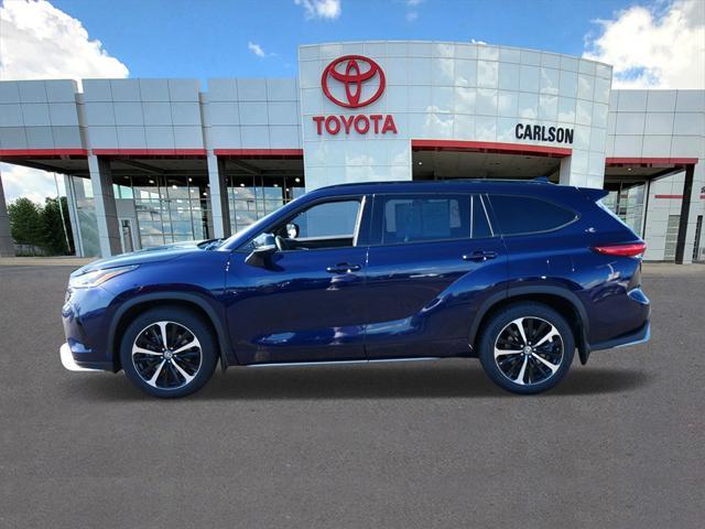 used 2021 Toyota Highlander car, priced at $36,743