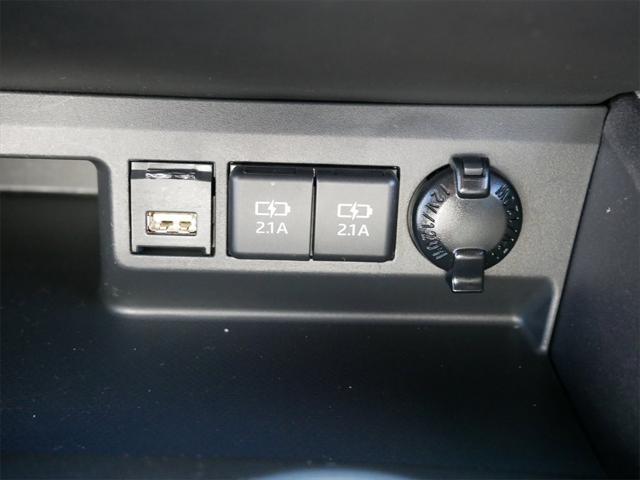 used 2021 Toyota Highlander car, priced at $30,000