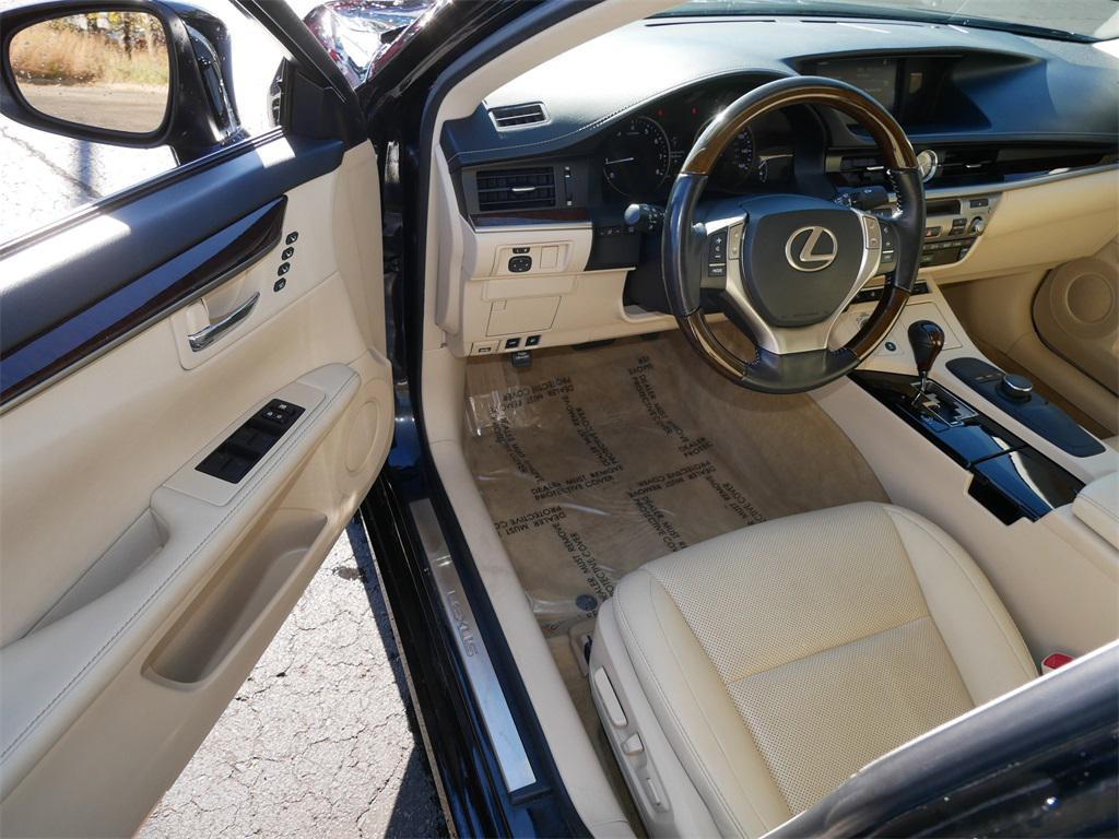 used 2015 Lexus ES 350 car, priced at $20,691