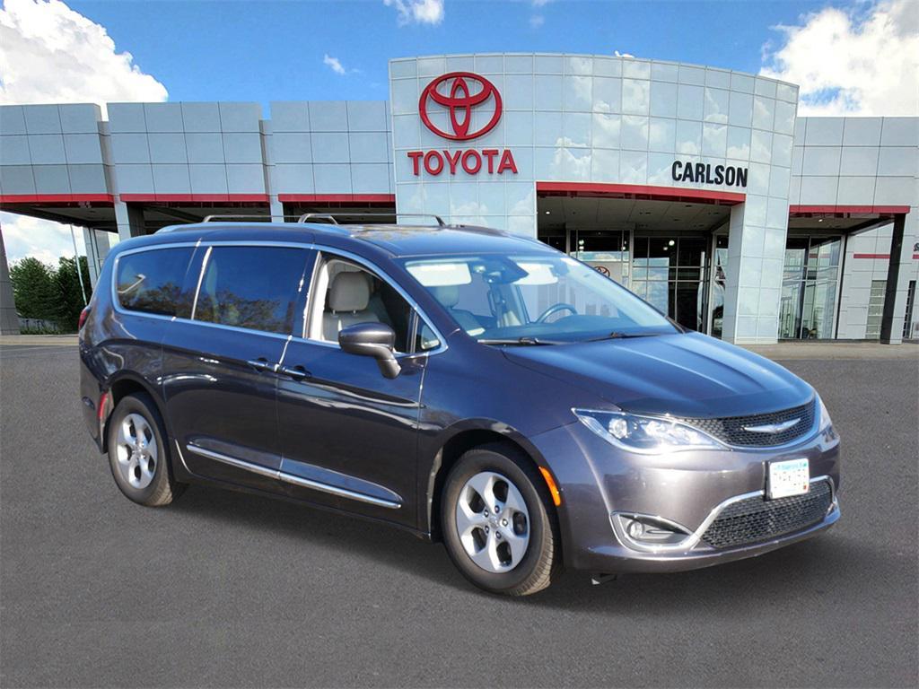 used 2017 Chrysler Pacifica car, priced at $16,791