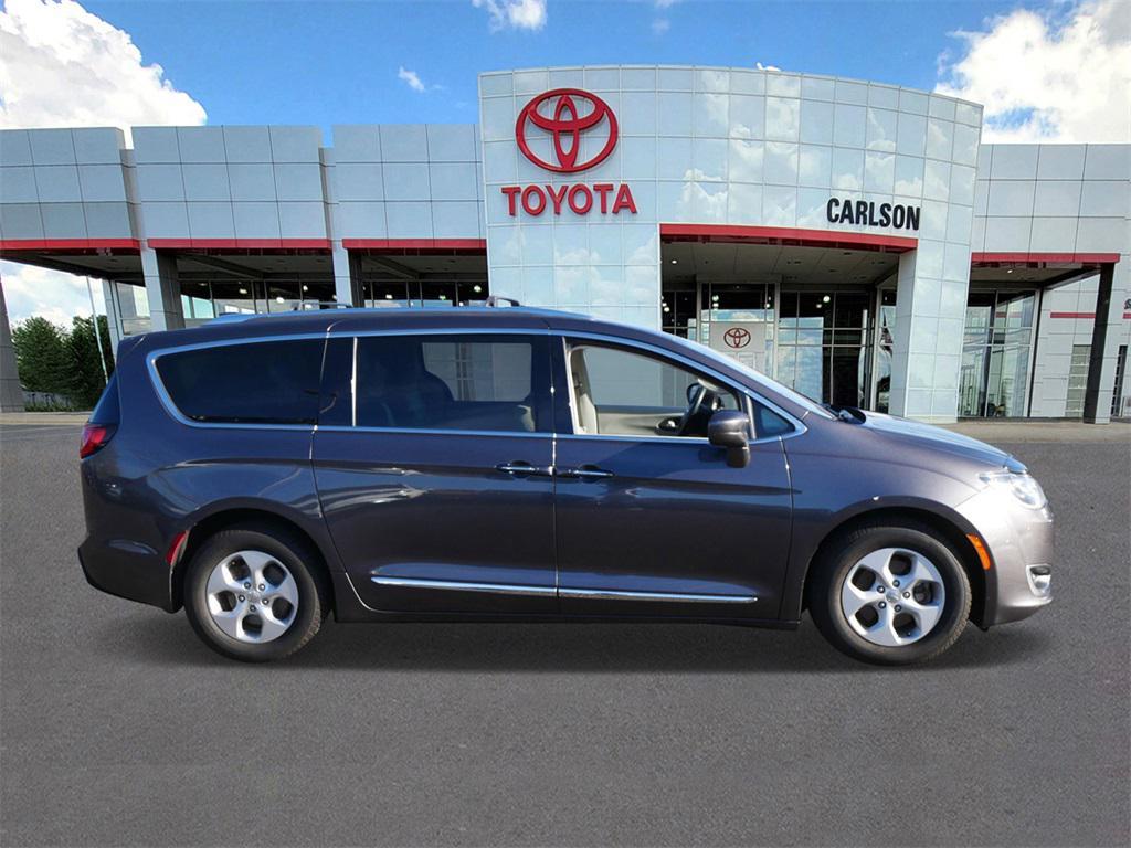 used 2017 Chrysler Pacifica car, priced at $16,791