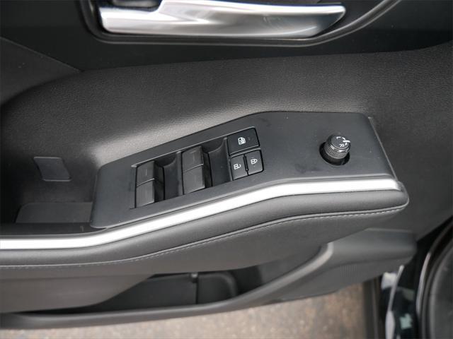 used 2021 Toyota Highlander car, priced at $35,400