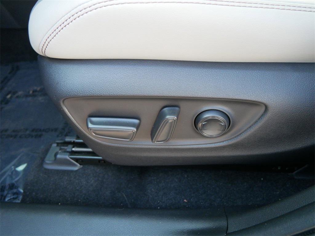 used 2022 Toyota RAV4 Hybrid car, priced at $35,591