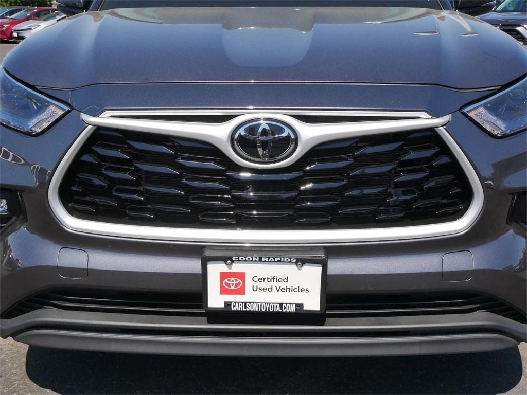 used 2023 Toyota Highlander car, priced at $43,687