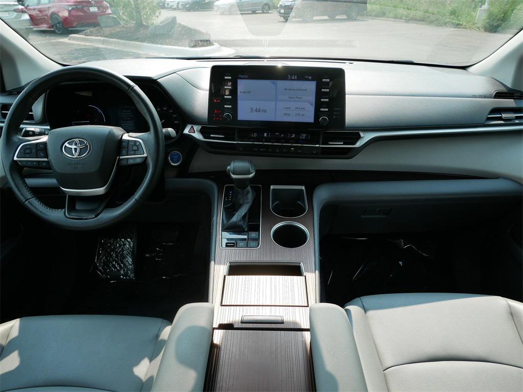 used 2023 Toyota Sienna car, priced at $37,993
