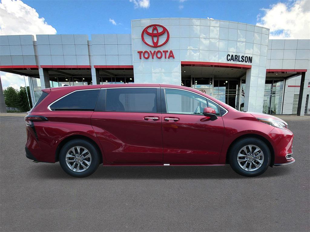 used 2023 Toyota Sienna car, priced at $37,993