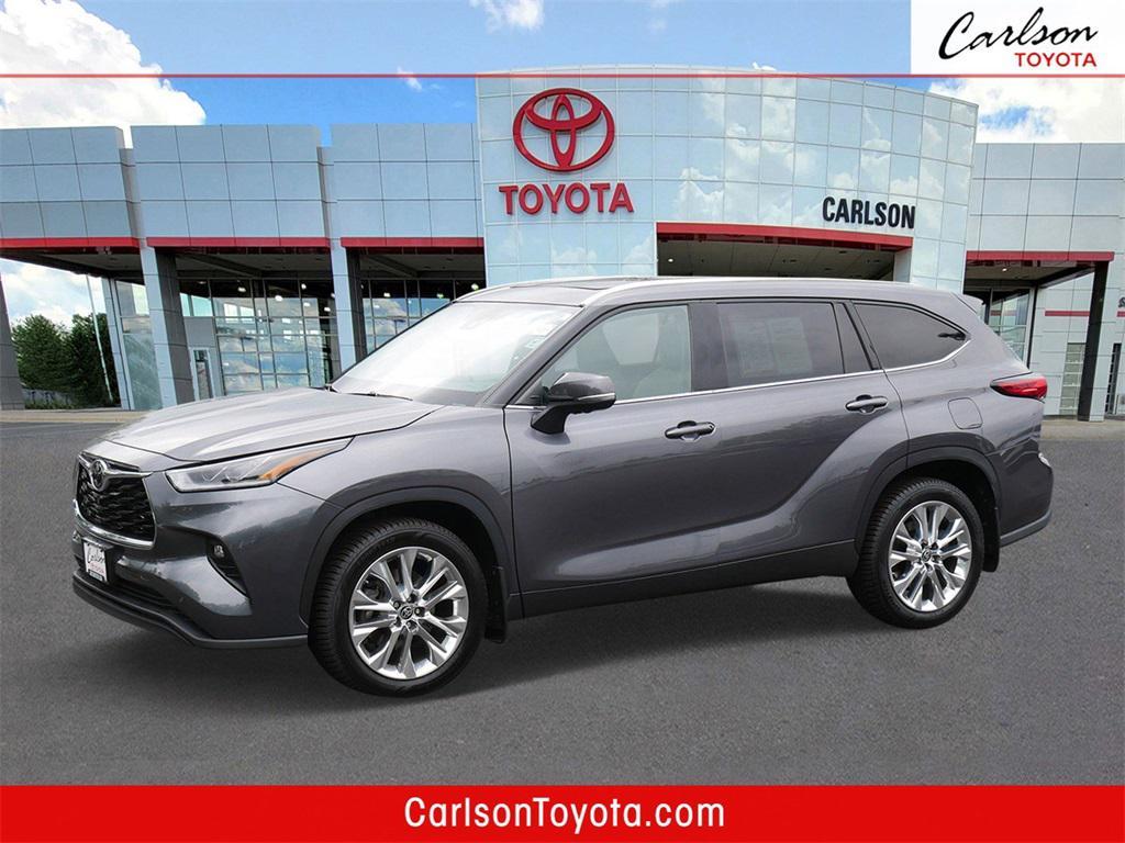 used 2023 Toyota Highlander car, priced at $40,830