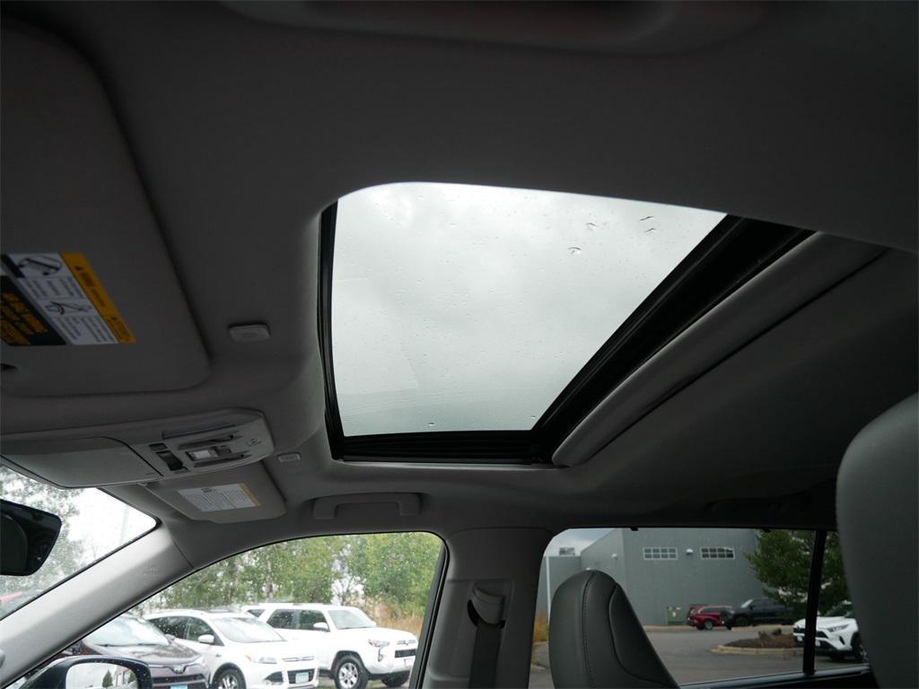 used 2023 Toyota Highlander car, priced at $39,858