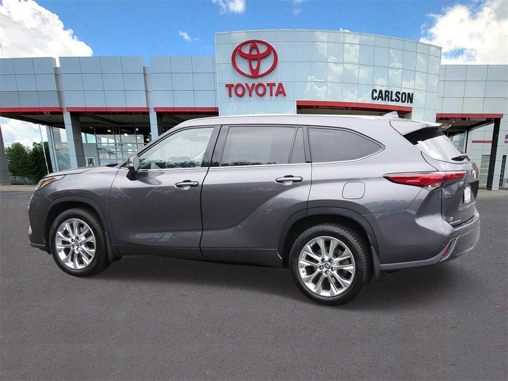 used 2023 Toyota Highlander car, priced at $39,858