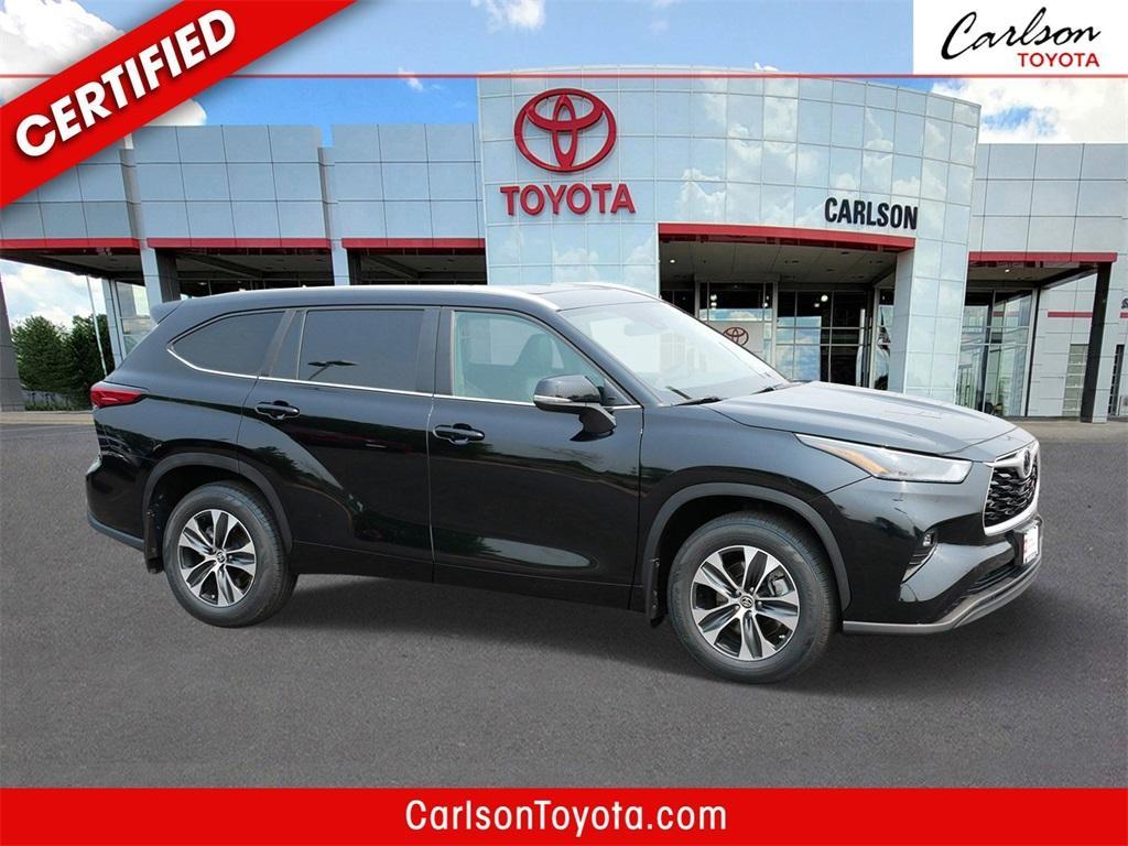 used 2023 Toyota Highlander car, priced at $41,640