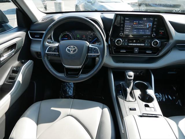 used 2021 Toyota Highlander Hybrid car, priced at $32,822