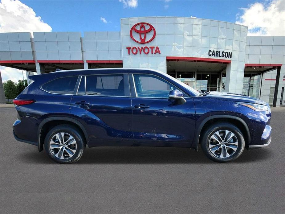 used 2023 Toyota Highlander car, priced at $40,799