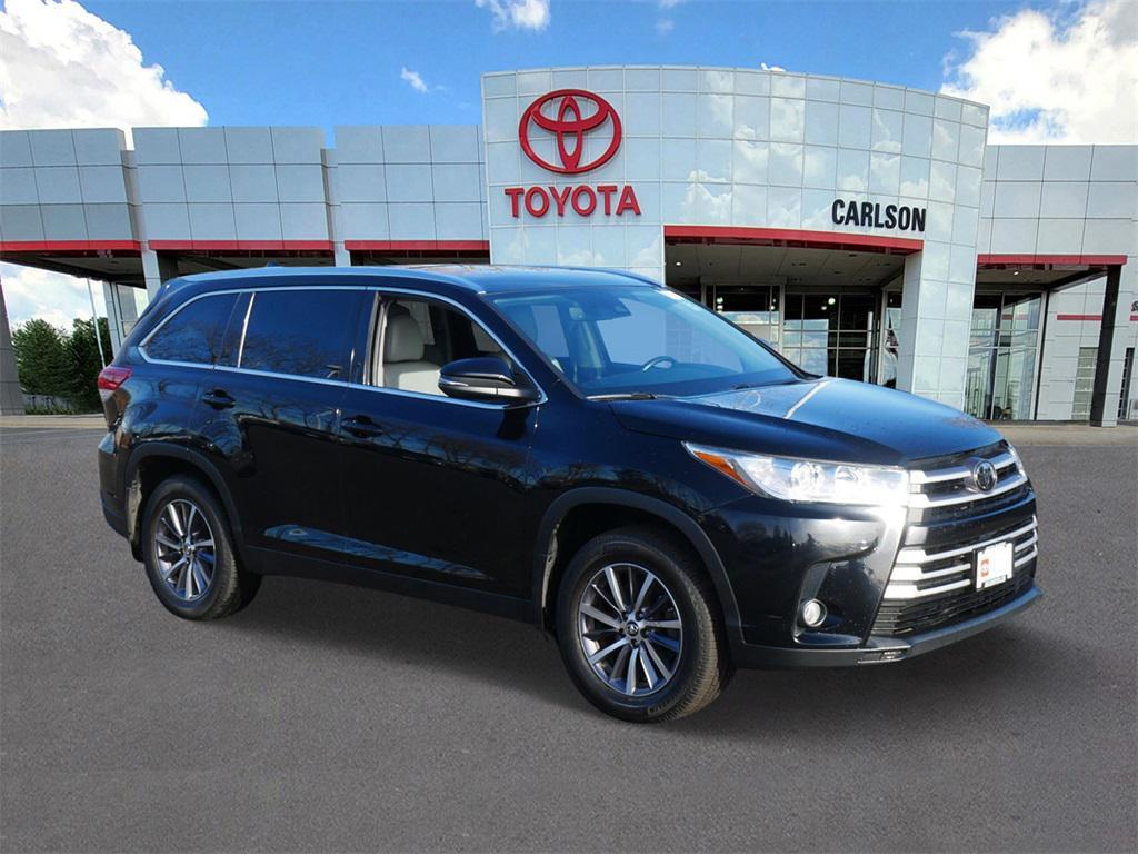 used 2019 Toyota Highlander car, priced at $27,991