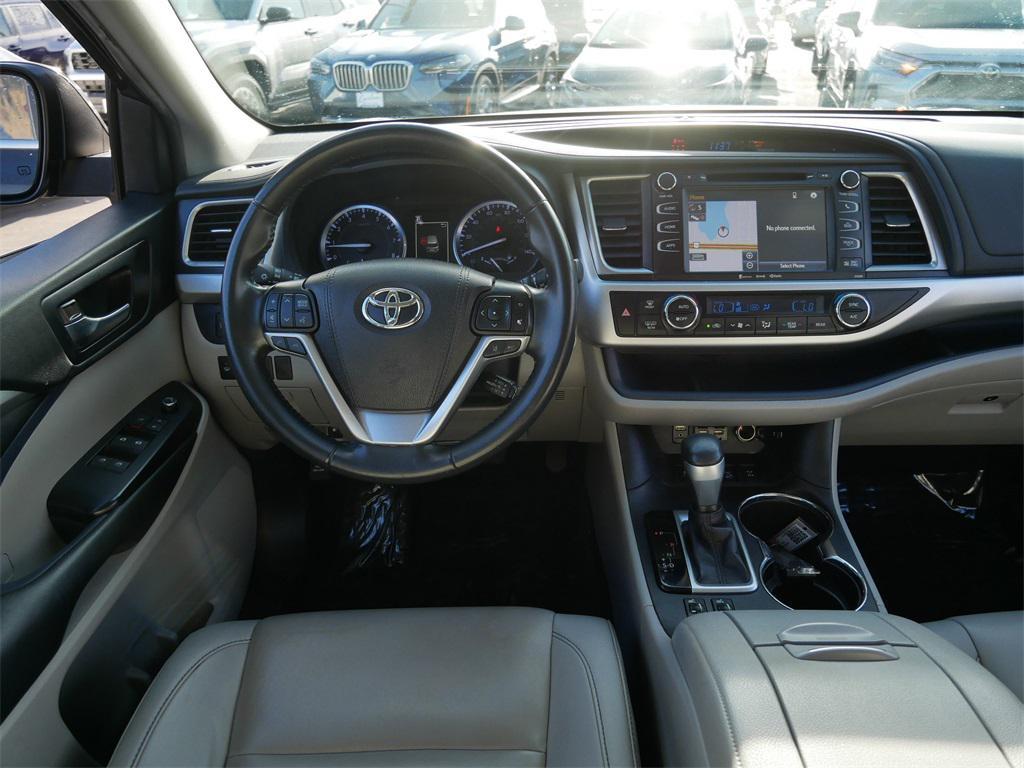 used 2019 Toyota Highlander car, priced at $27,991
