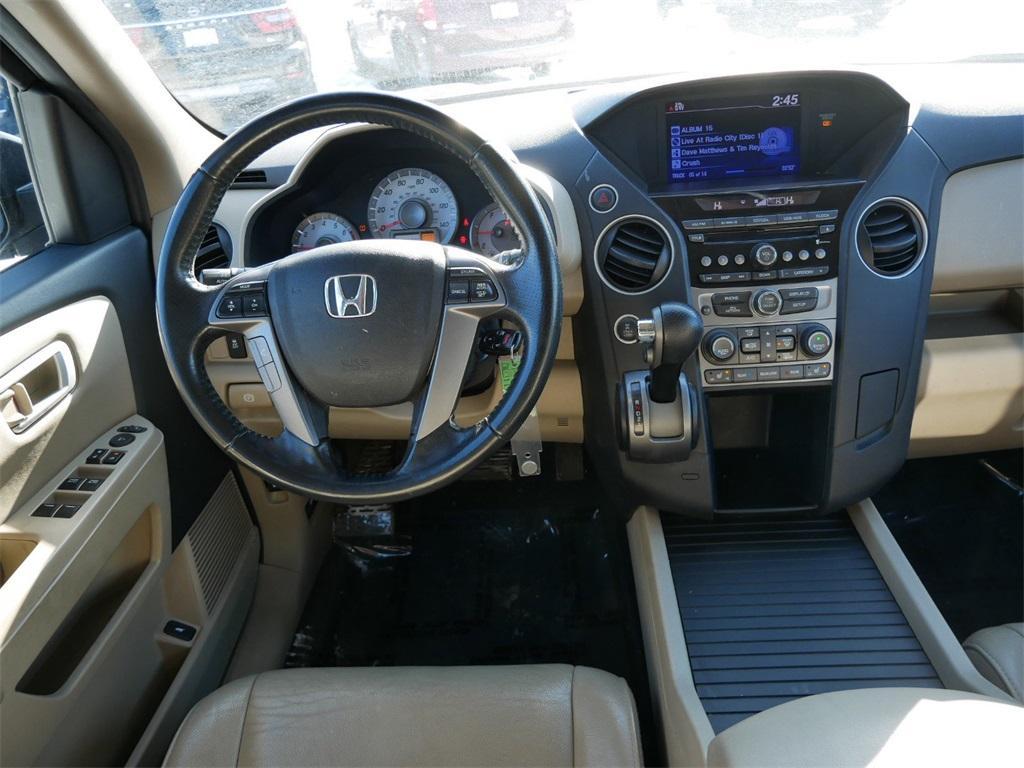 used 2013 Honda Pilot car, priced at $13,999