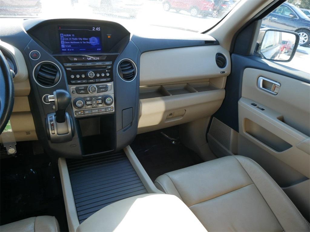 used 2013 Honda Pilot car, priced at $13,999