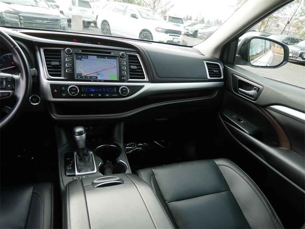 used 2019 Toyota Highlander car, priced at $28,691