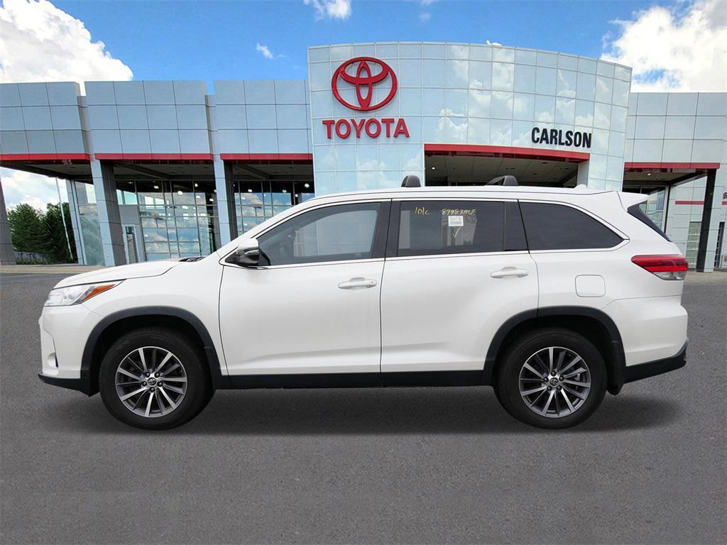 used 2019 Toyota Highlander car, priced at $28,991
