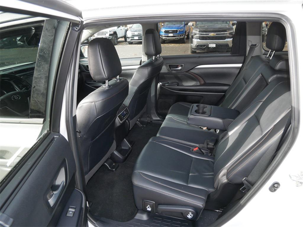 used 2019 Toyota Highlander car, priced at $28,691