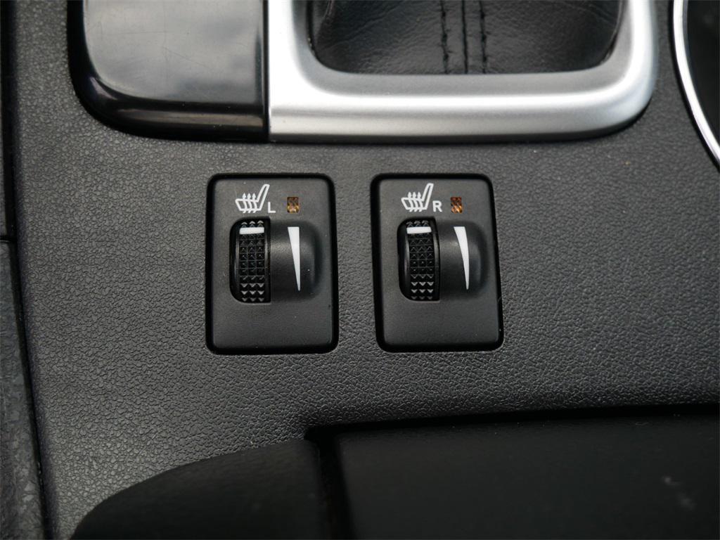 used 2019 Toyota Highlander car, priced at $28,691