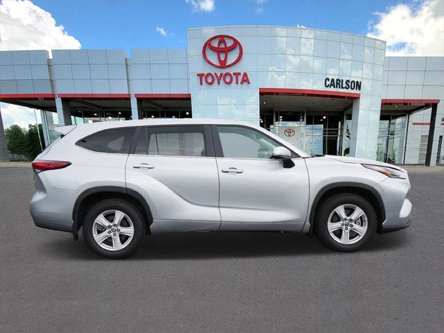 used 2023 Toyota Highlander car, priced at $38,700