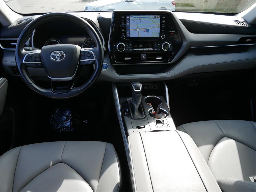 used 2021 Toyota Highlander Hybrid car, priced at $36,301