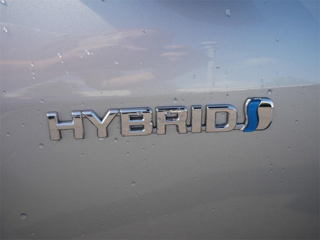 used 2021 Toyota Highlander Hybrid car, priced at $36,301