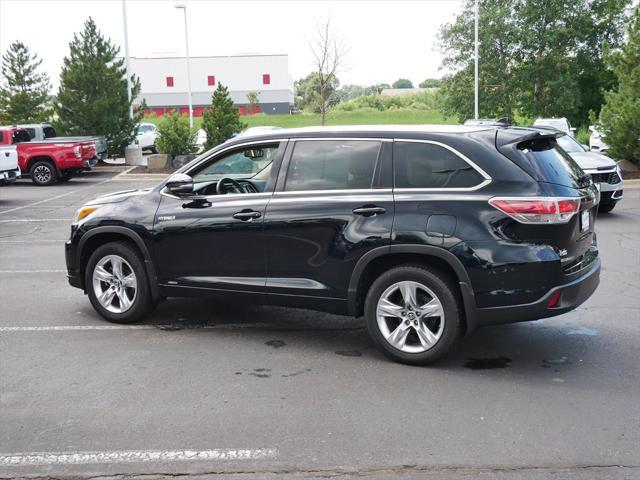 used 2016 Toyota Highlander Hybrid car, priced at $21,500