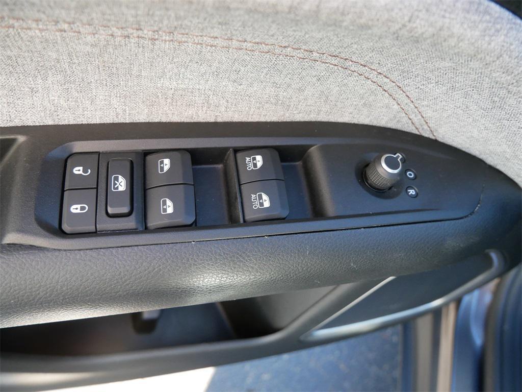 used 2022 Jeep Compass car, priced at $22,399