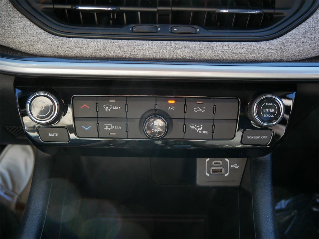 used 2022 Jeep Compass car, priced at $22,399