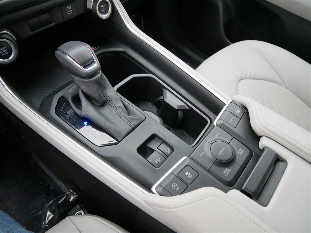 used 2025 Toyota Grand Highlander car, priced at $47,791