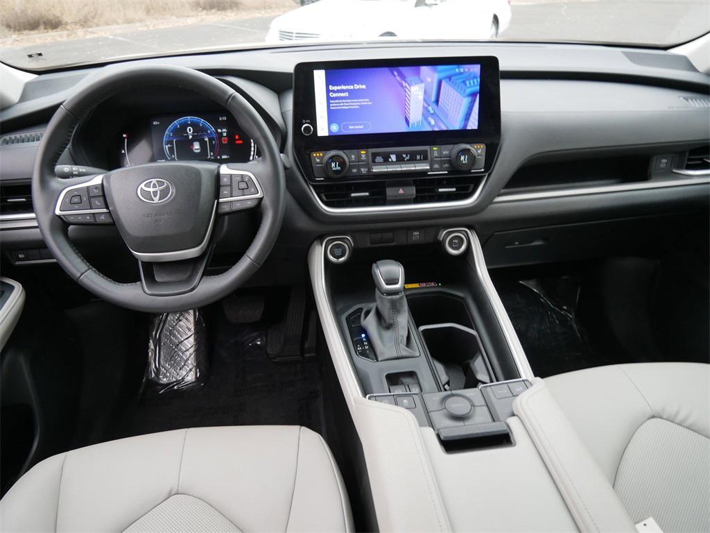 used 2025 Toyota Grand Highlander car, priced at $47,791