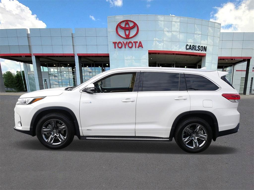 used 2018 Toyota Highlander Hybrid car, priced at $30,399