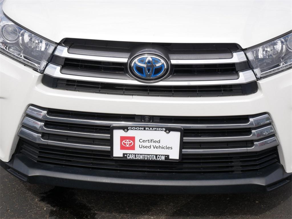 used 2018 Toyota Highlander Hybrid car, priced at $30,399