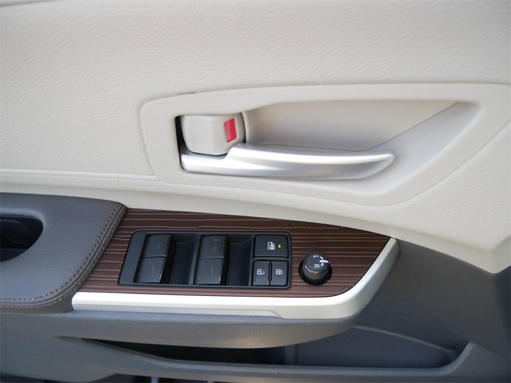 used 2021 Toyota Sienna car, priced at $29,891