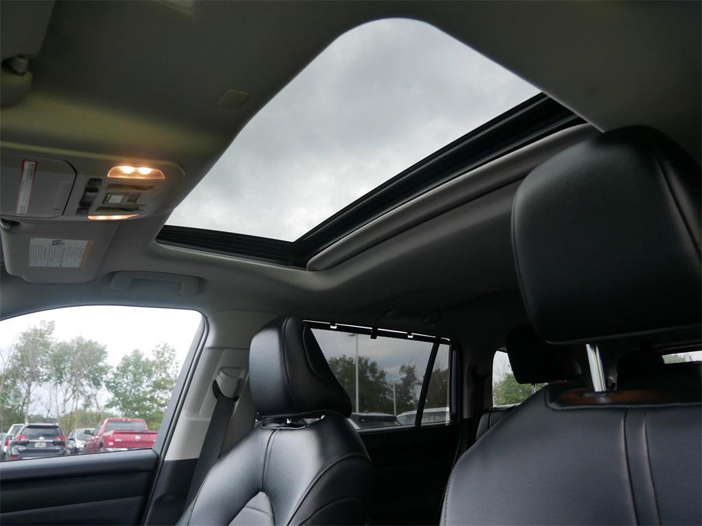 used 2022 Toyota Highlander car, priced at $37,963