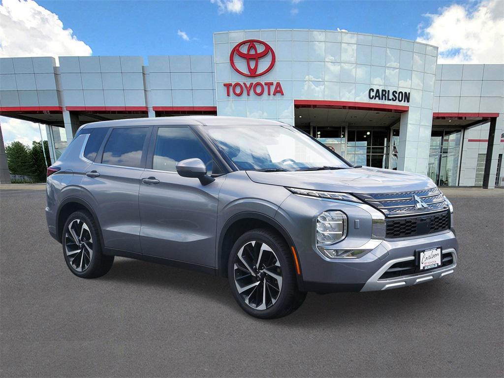 used 2023 Mitsubishi Outlander car, priced at $22,000