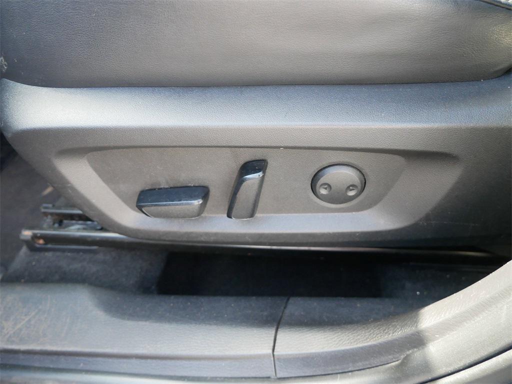 used 2023 Mitsubishi Outlander car, priced at $22,000