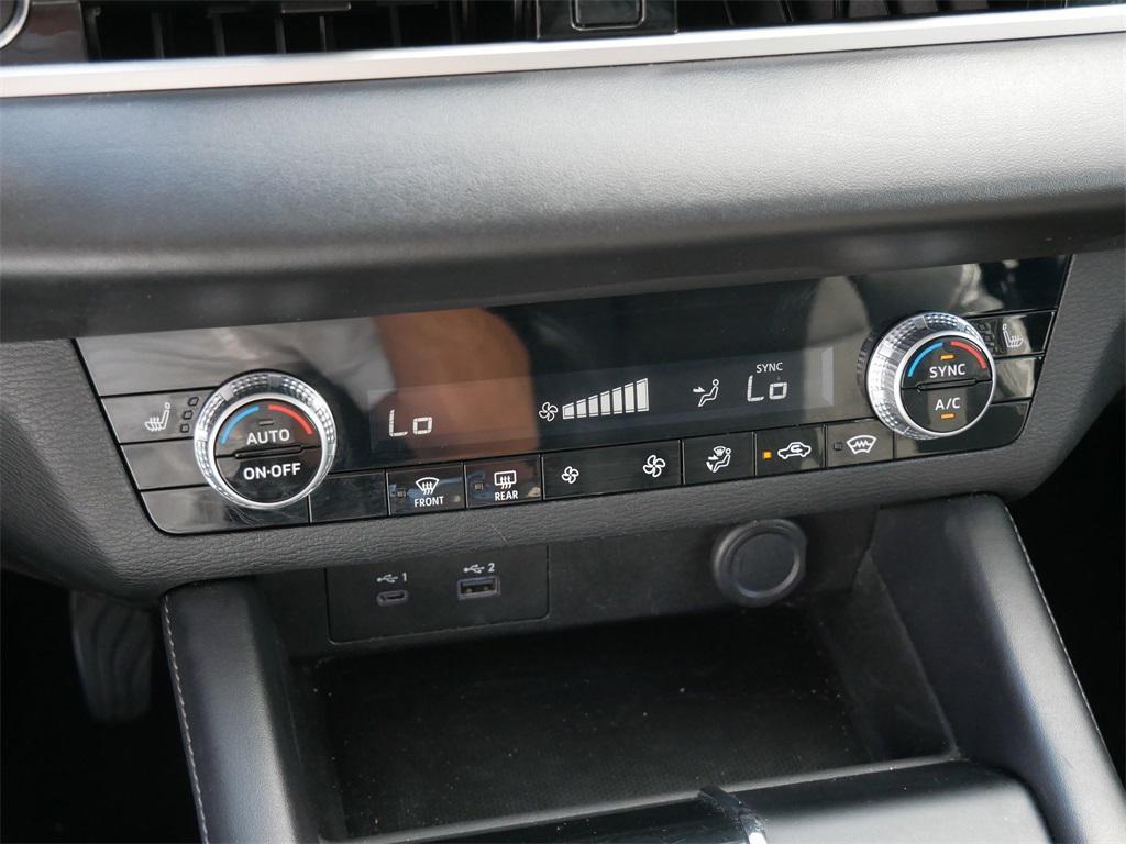 used 2023 Mitsubishi Outlander car, priced at $22,000