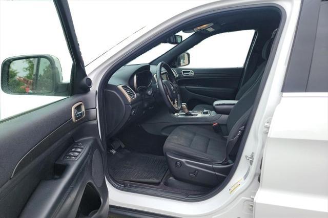 used 2017 Jeep Grand Cherokee car, priced at $17,695