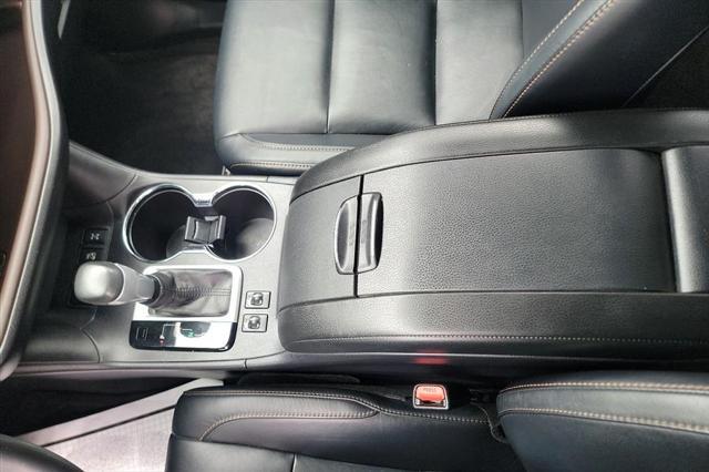 used 2015 Toyota Highlander car, priced at $23,895