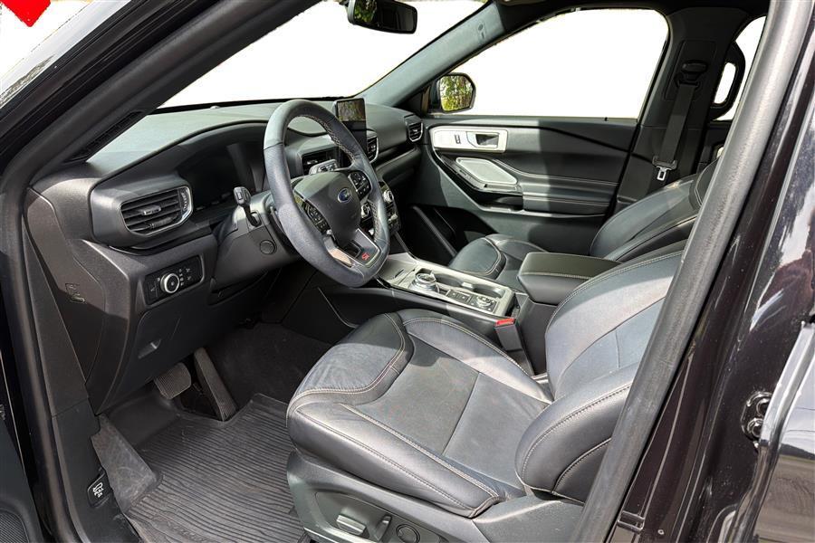 used 2023 Ford Explorer car, priced at $38,999