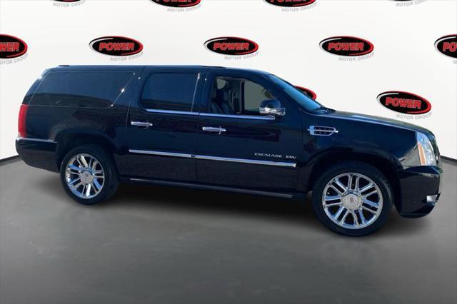 used 2014 Cadillac Escalade ESV car, priced at $23,995