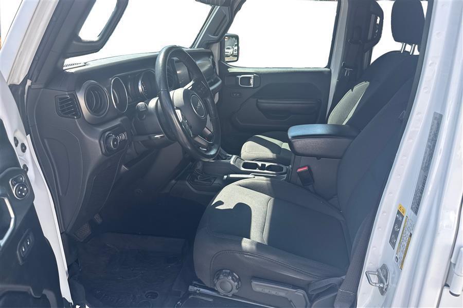 used 2021 Jeep Wrangler Unlimited car, priced at $26,999