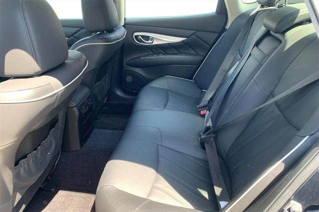 used 2019 INFINITI Q70 car, priced at $24,995