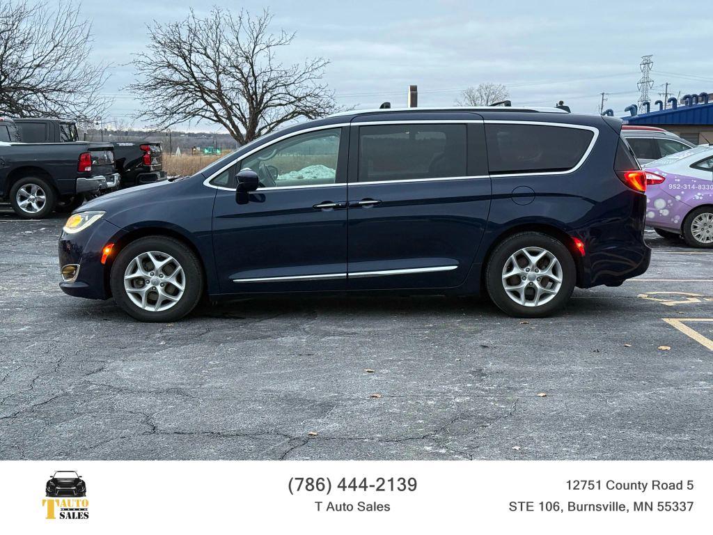 used 2018 Chrysler Pacifica car, priced at $13,895