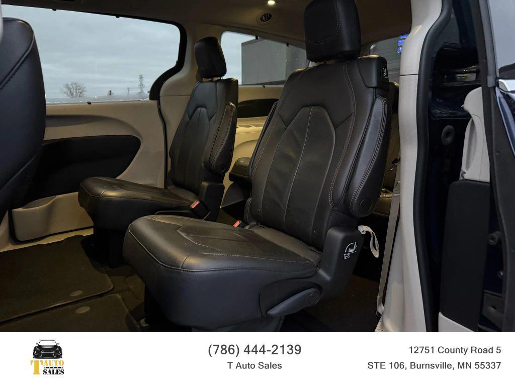 used 2018 Chrysler Pacifica car, priced at $13,895