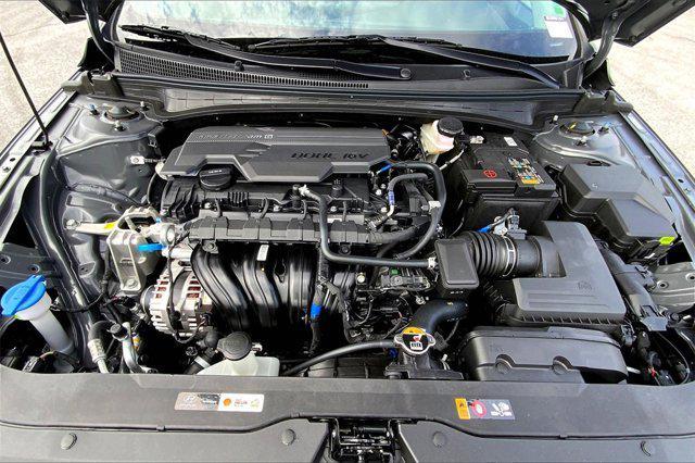new 2025 Hyundai Elantra car, priced at $28,090